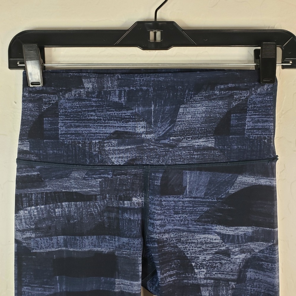 Lululemon Pants Women's 6 Blue‎ Geometric Wunder Under Cropped Leggings W6AI3S - Picture 4 of 9